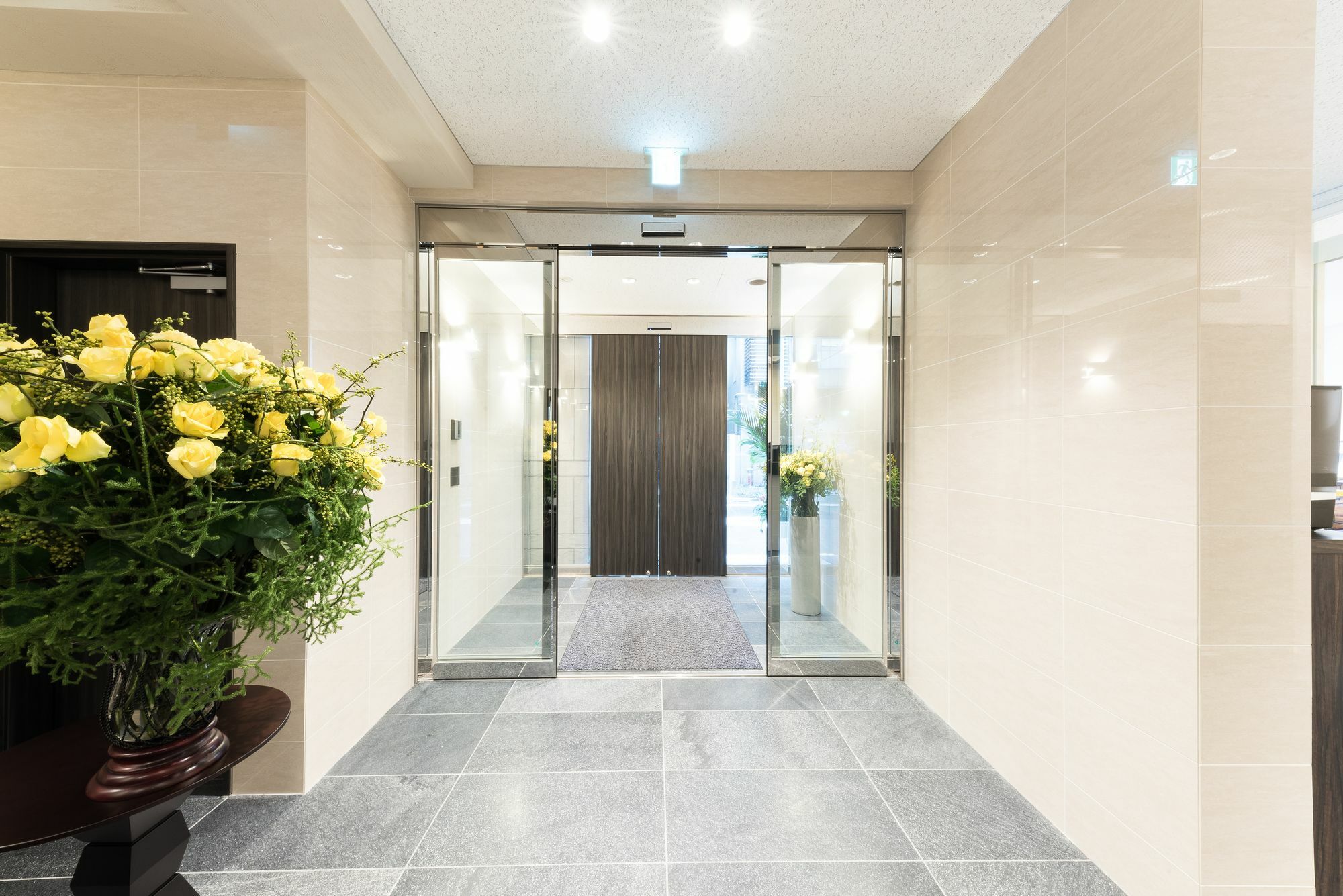 E-Hotel Ginza Select Токио Екстериор снимка